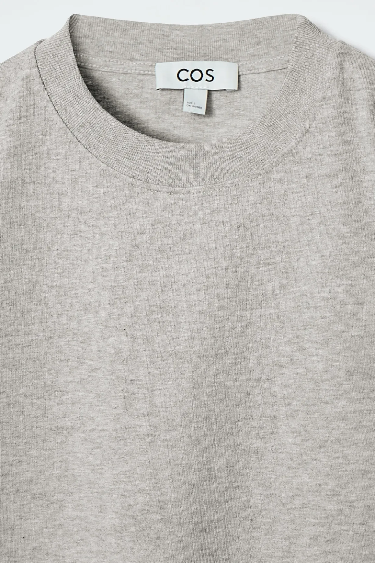 SCHLICHTES T-SHIRT MIT NORMALER PASSFORM