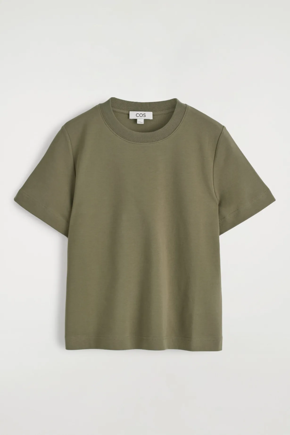 SCHLICHTES T-SHIRT MIT NORMALER PASSFORM