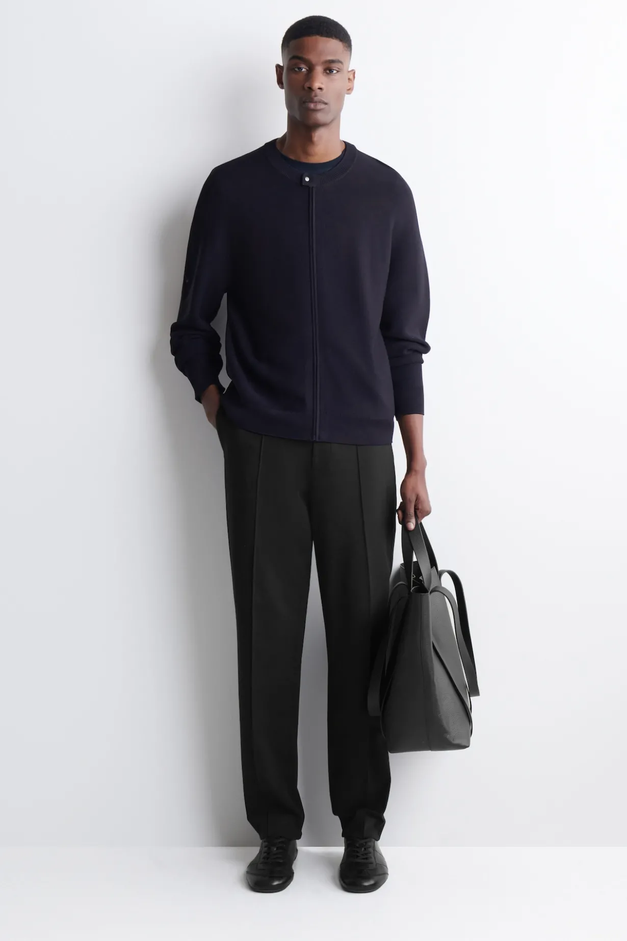 SCHMAL GESCHNITTENE JERSEY-HOSE MIT GERADEM BEIN