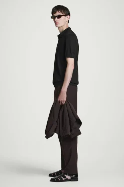 SCHMAL GESCHNITTENES POLOSHIRT AUS SEIDENSTRICK