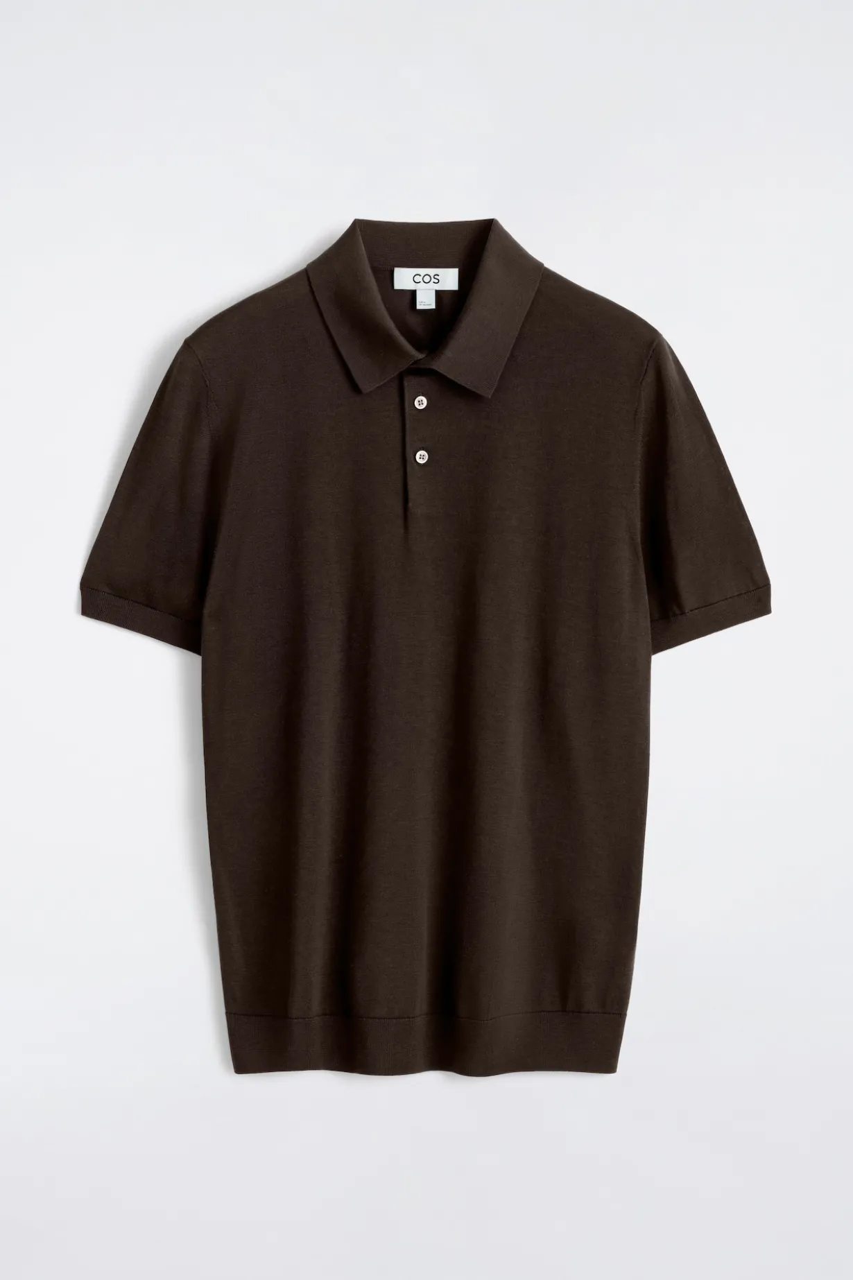 SCHMAL GESCHNITTENES POLOSHIRT AUS SEIDENSTRICK