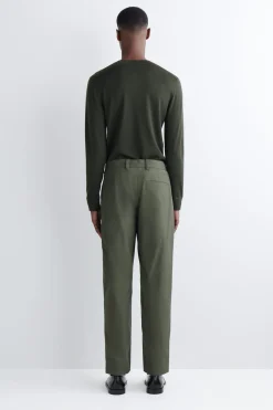 SCHMAL ZULAUFENDE CHINOHOSE AUS BAUMWOLLE