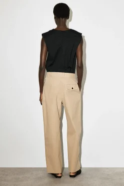SCHMAL ZULAUFENDE HOSE AUS BAUMWOLL-TWILL