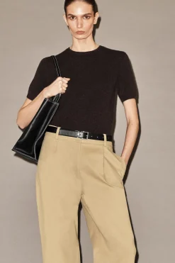 SCHMAL ZULAUFENDE HOSE AUS BAUMWOLL-TWILL