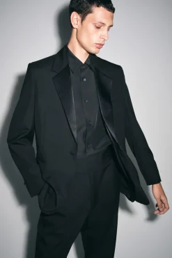 SCHMAL ZULAUFENDE WOLLHOSE MIT KUMMERBUND
