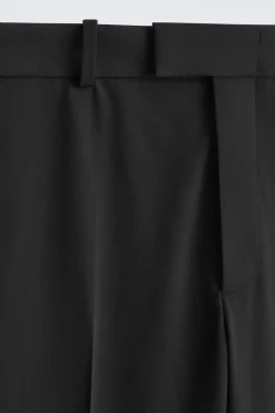 SCHMALE HOSE AUS TWILL MIT GERADEM BEIN
