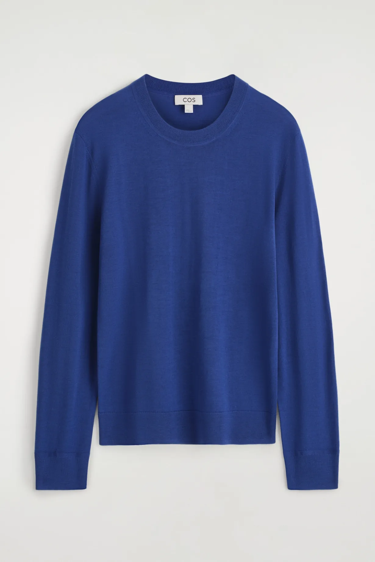 SCHMALER MERINOWOLLPULLOVER MIT RUNDHALSAUSSCHNITT