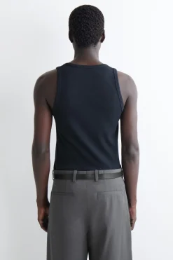 SCHMALES GERIPPTES TANKTOP AUS BAUMWOLLE