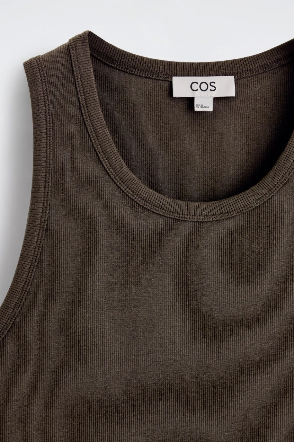 SCHMALES GERIPPTES TANKTOP AUS BAUMWOLLE