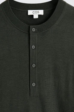 SCHMALES HENLEY-OBERTEIL AUS MERINOWOLLE
