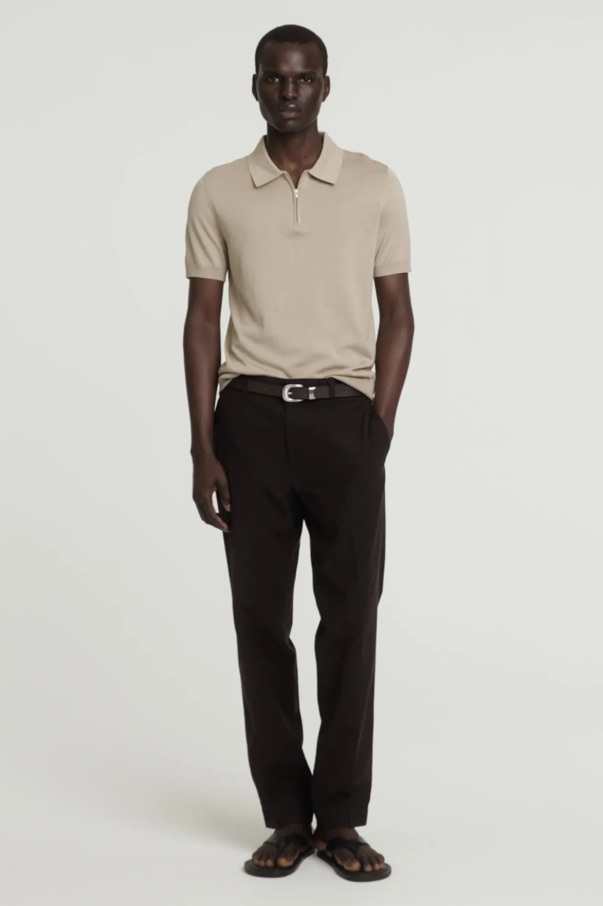 SCHMALES POLOSHIRT AUS SEIDE MIT REISSVERSCHLUSS