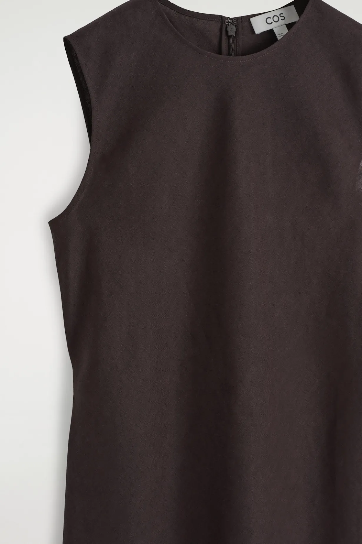 SCHRÄG GESCHNITTENES MIDIKLEID AUS LEINEN-MIX