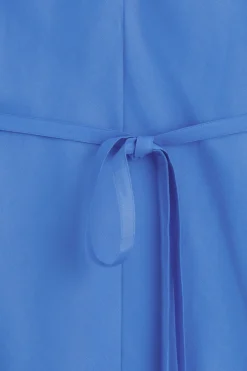 SCHRÄG GESCHNITTENES MIDIKLEID AUS LEINEN-MIX