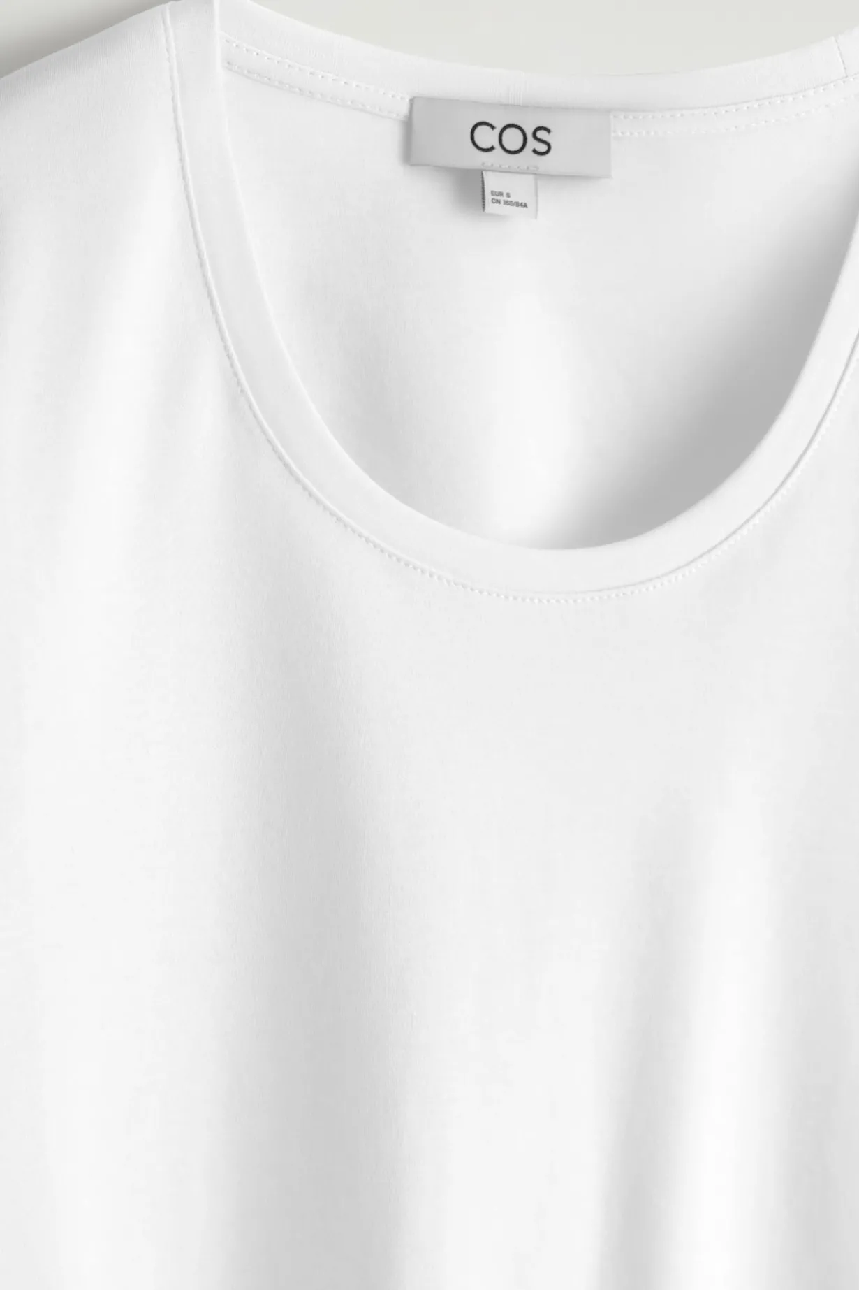 SCOOP-NECK COTTON T-SHIRT