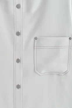 SEIDENHEMD MIT KRAGEN UND DENIM-EFFEKT