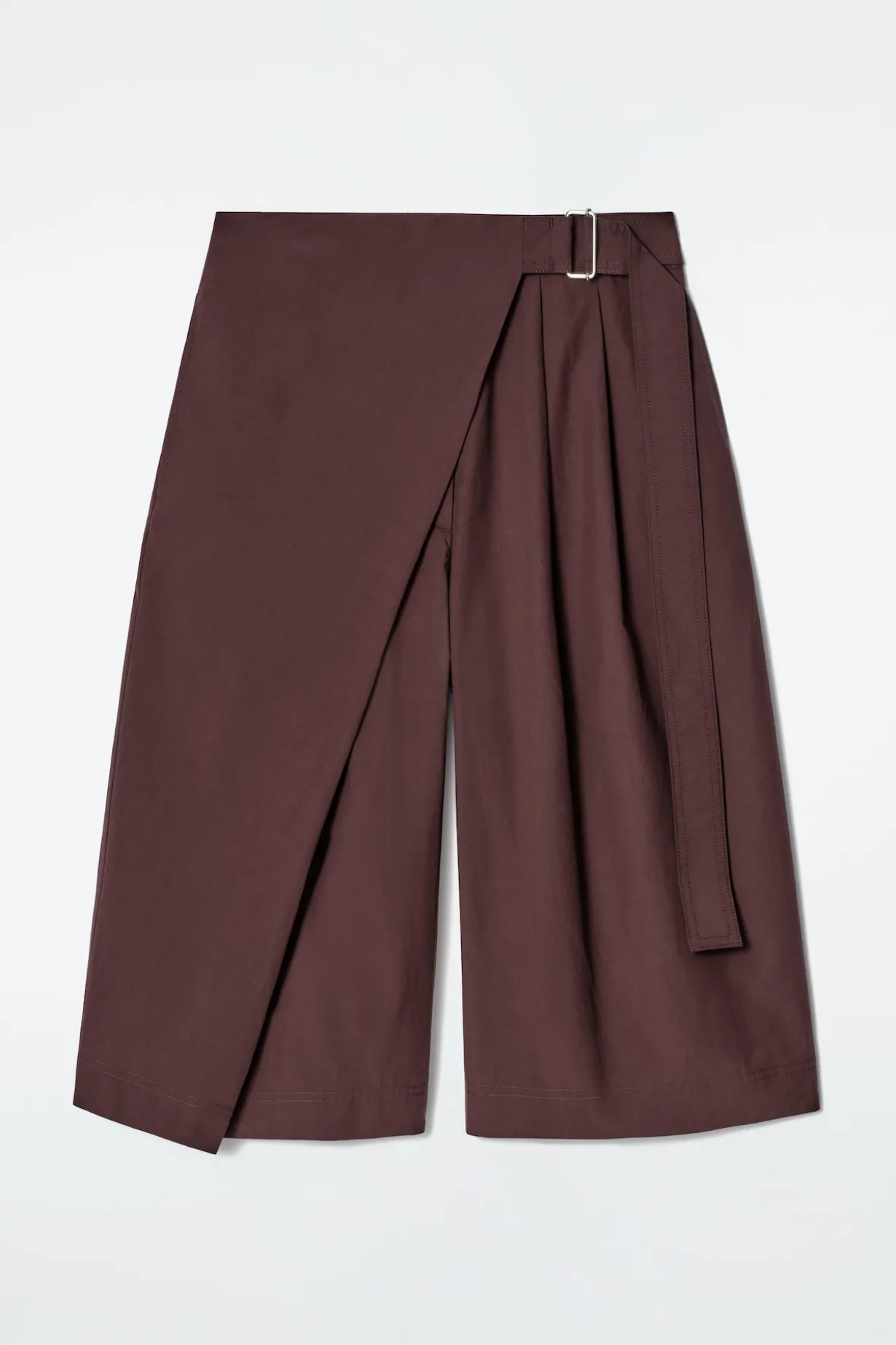 SHORTS AUS BAUMWOLLE MIT GÜRTEL UND WICKELFRONT