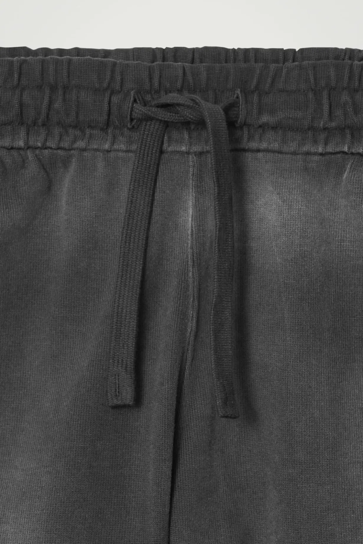 SHORTS AUS JERSEY MIT KORDELZUGBUND