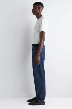SIGNATURE JEANS MIT GERADEM BEIN