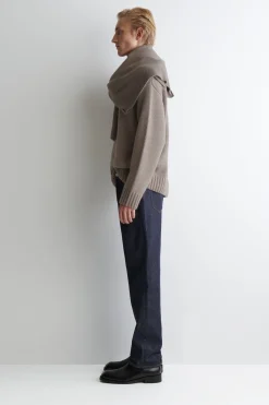 SIGNATURE SELVEDGE-JEANS MIT GERADEM BEIN