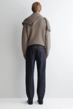SIGNATURE SELVEDGE-JEANS MIT GERADEM BEIN
