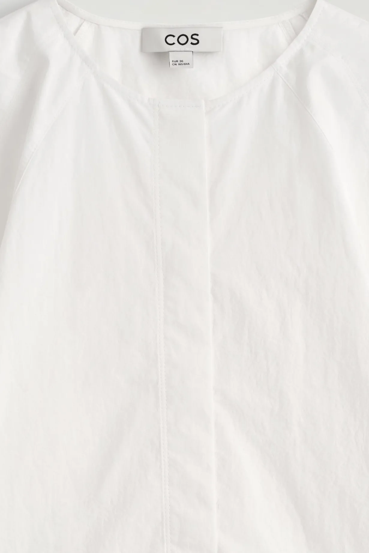 SKULPTURALE BLUSE AUS POPELINE AUS PIMA-BAUMWOLLE