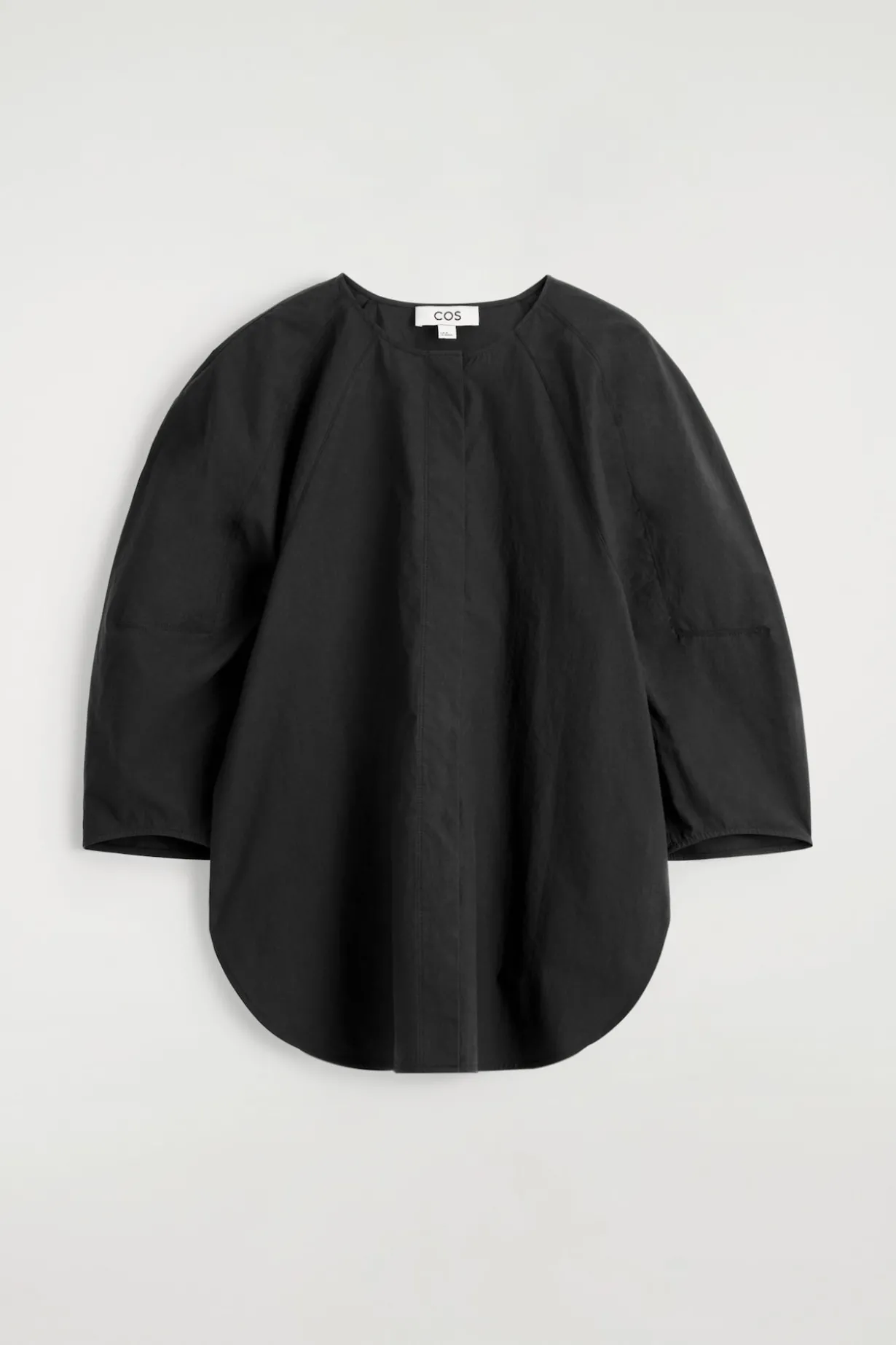 SKULPTURALE BLUSE AUS POPELINE AUS PIMA-BAUMWOLLE