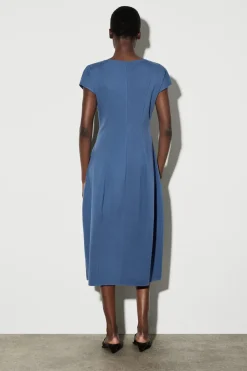 SKULPTURALES MIDIKLEID AUS JERSEY