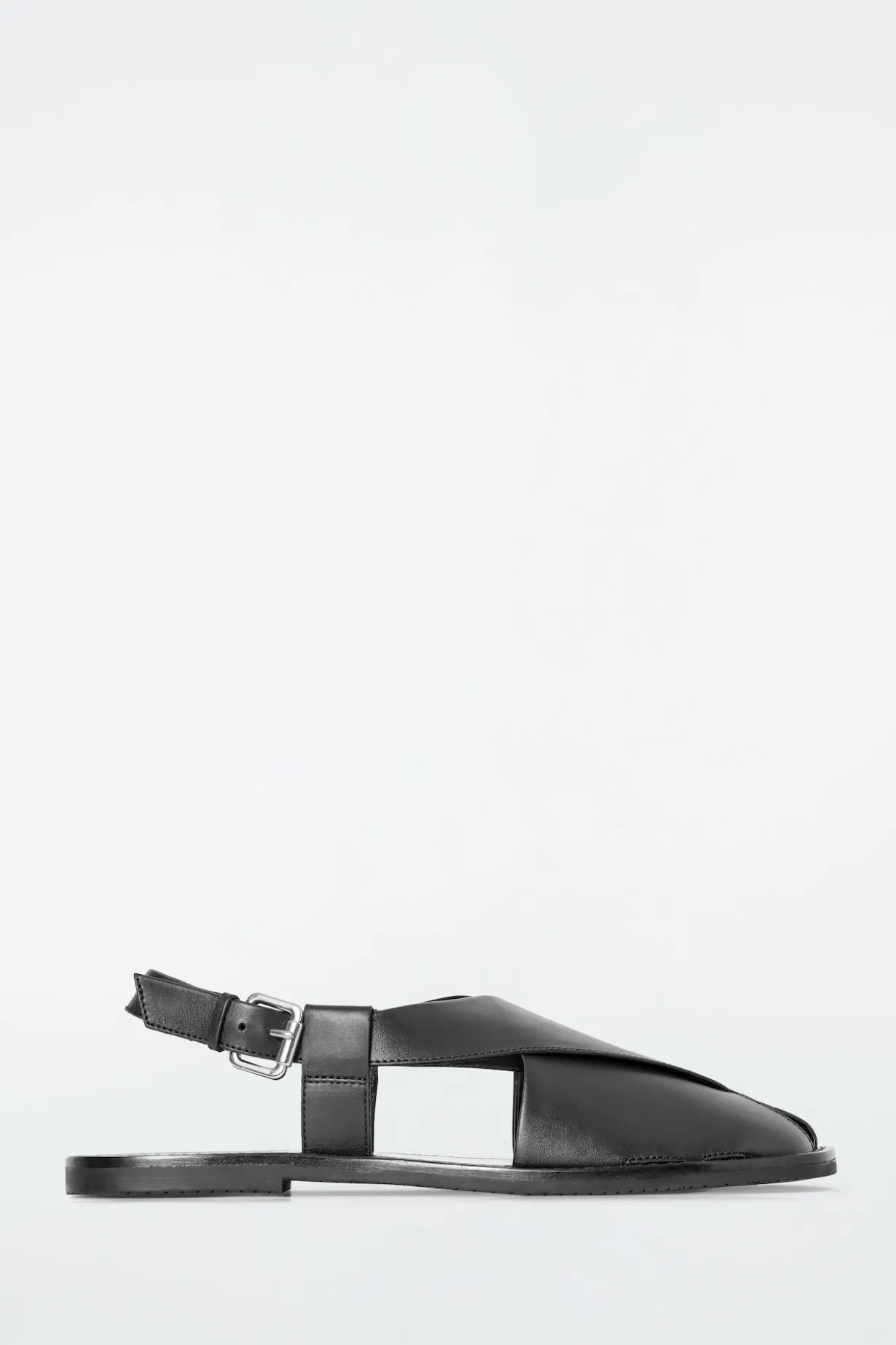 SLINGBACK-SANDALEN AUS LEDER MIT KREUZRIEMEN