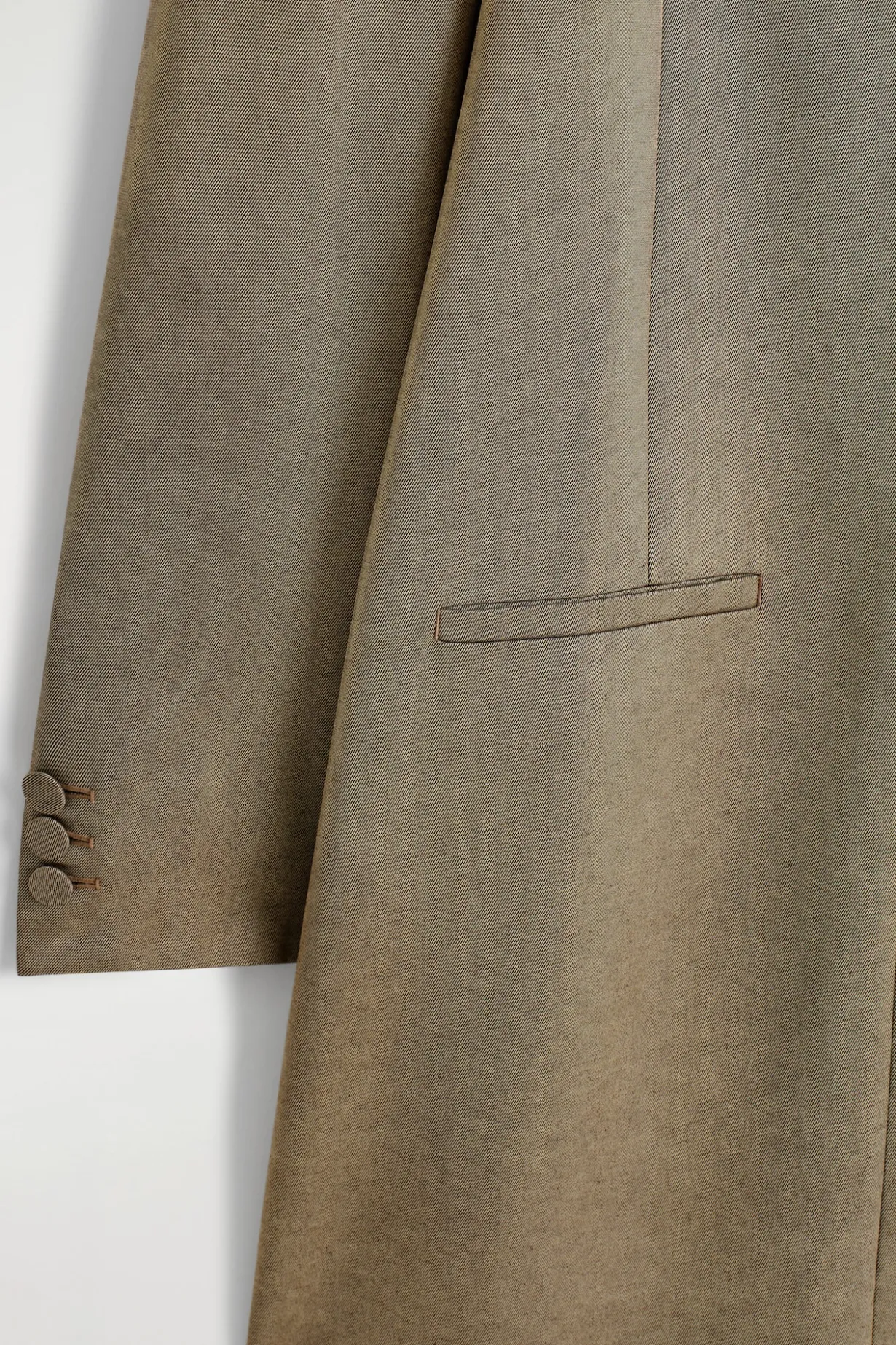 SMOKINGKLEID AUS WOLL-MIX IN METALLIC-OPTIK
