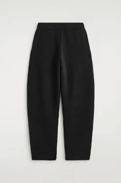 STRICKHOSE AUS WOLLE MIT BARREL-BEIN