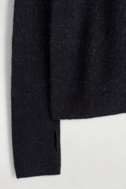 STRICKJACKE AUS ALPAKA-MERINOWOLL-MIX