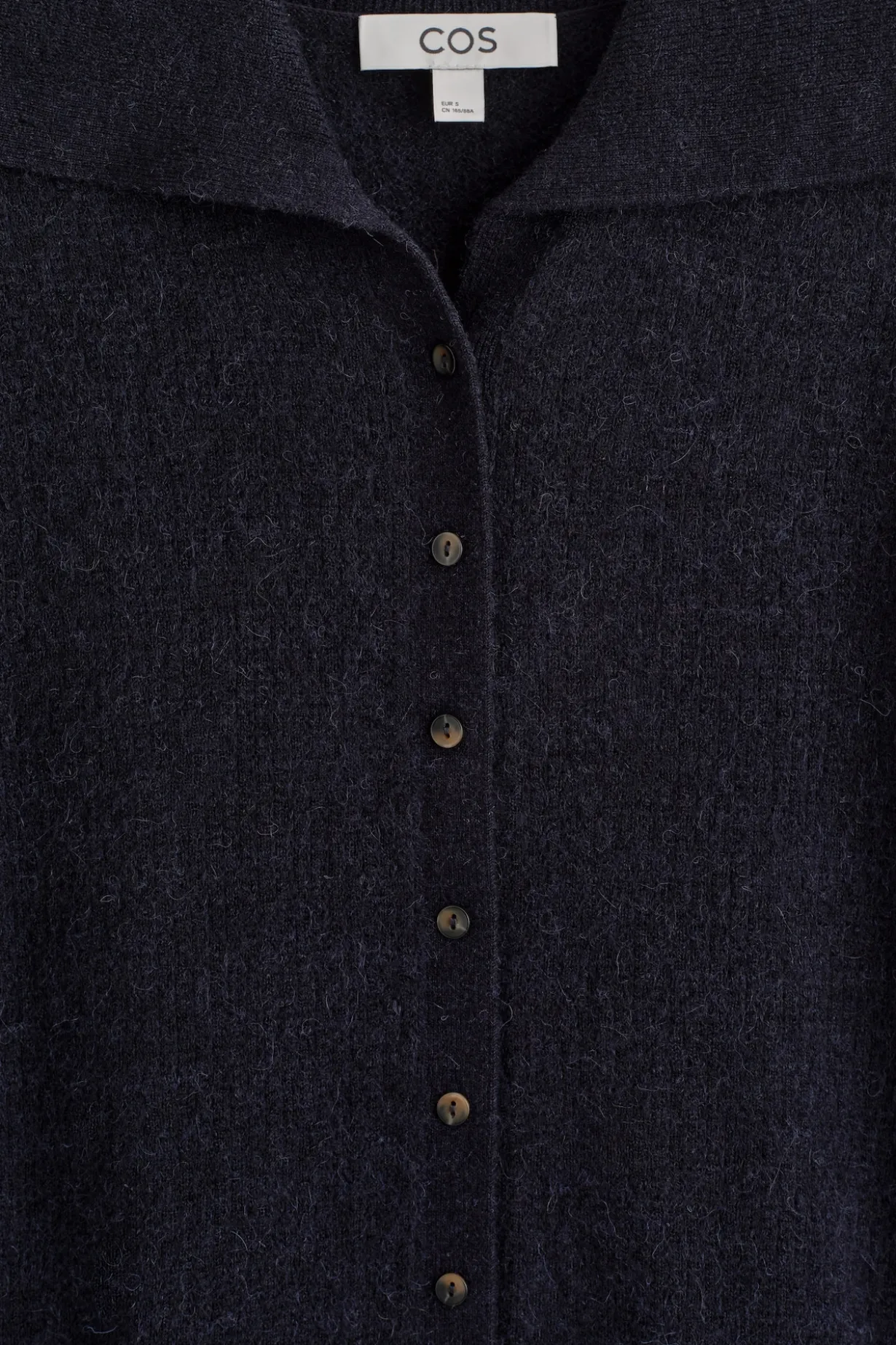 STRICKJACKE AUS ALPAKA-MERINOWOLL-MIX