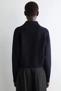 STRICKJACKE AUS DOUBLEFACE-MATERIAL