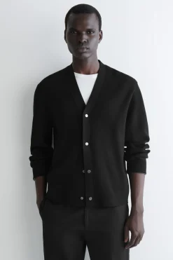 STRICKJACKE AUS DOUBLEFACE-MATERIAL