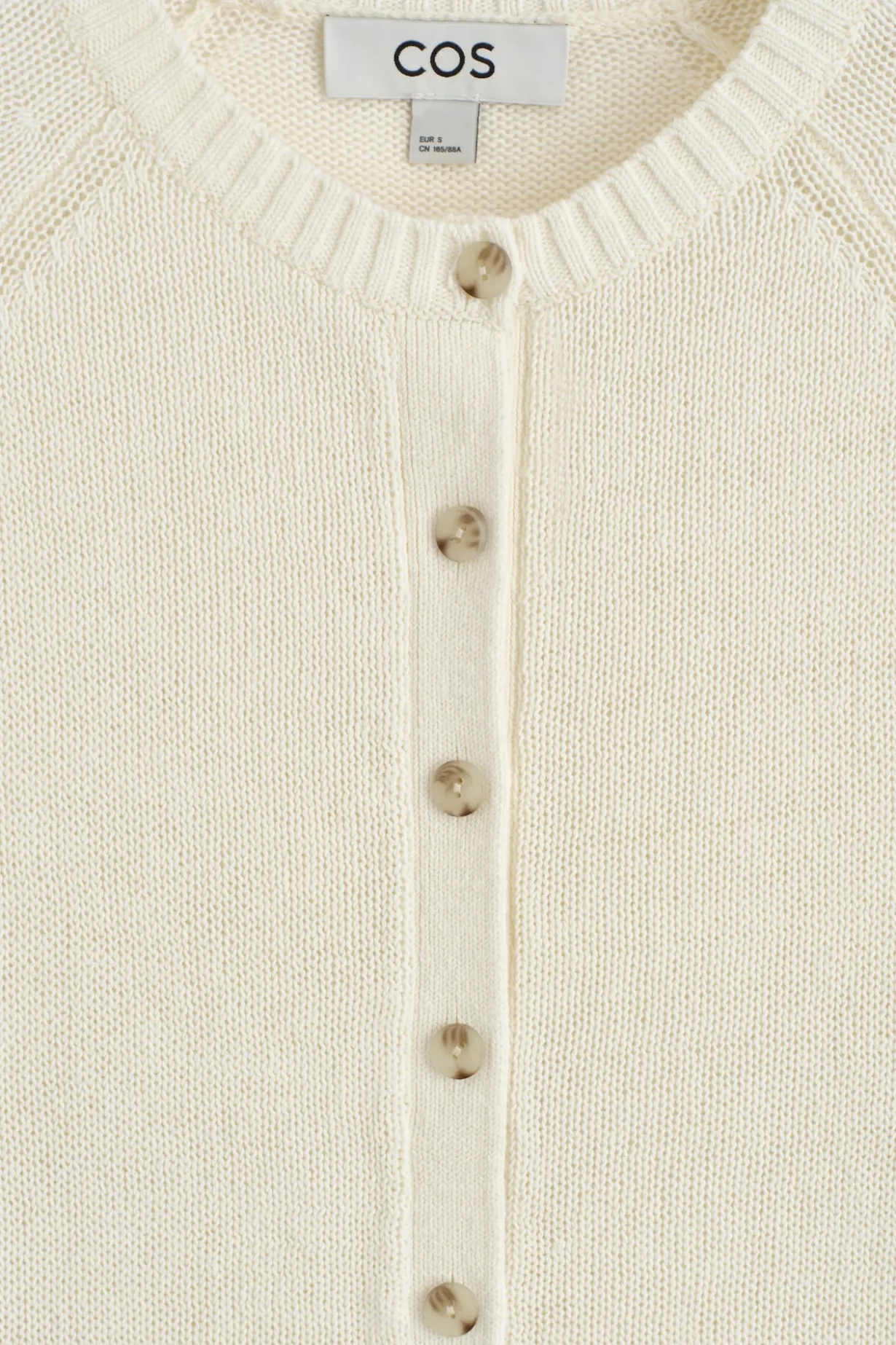 STRICKJACKE AUS LEINEN
