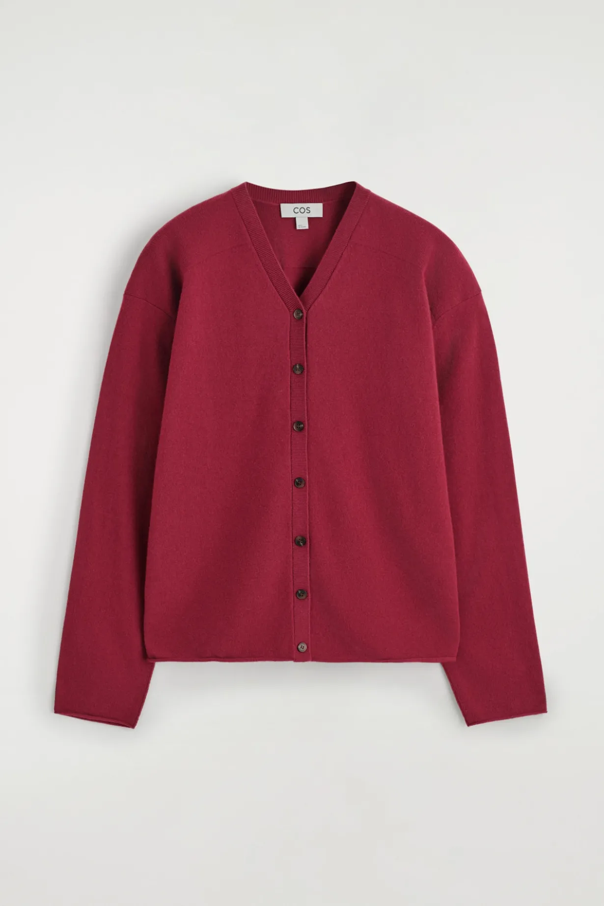 STRICKJACKE AUS MERINOWOLLE MIT V-AUSSCHNITT