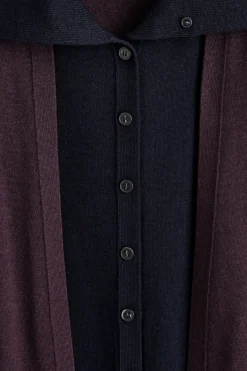 STRICKJACKE AUS MERINOWOLLE MIT HOHEM KRAGEN