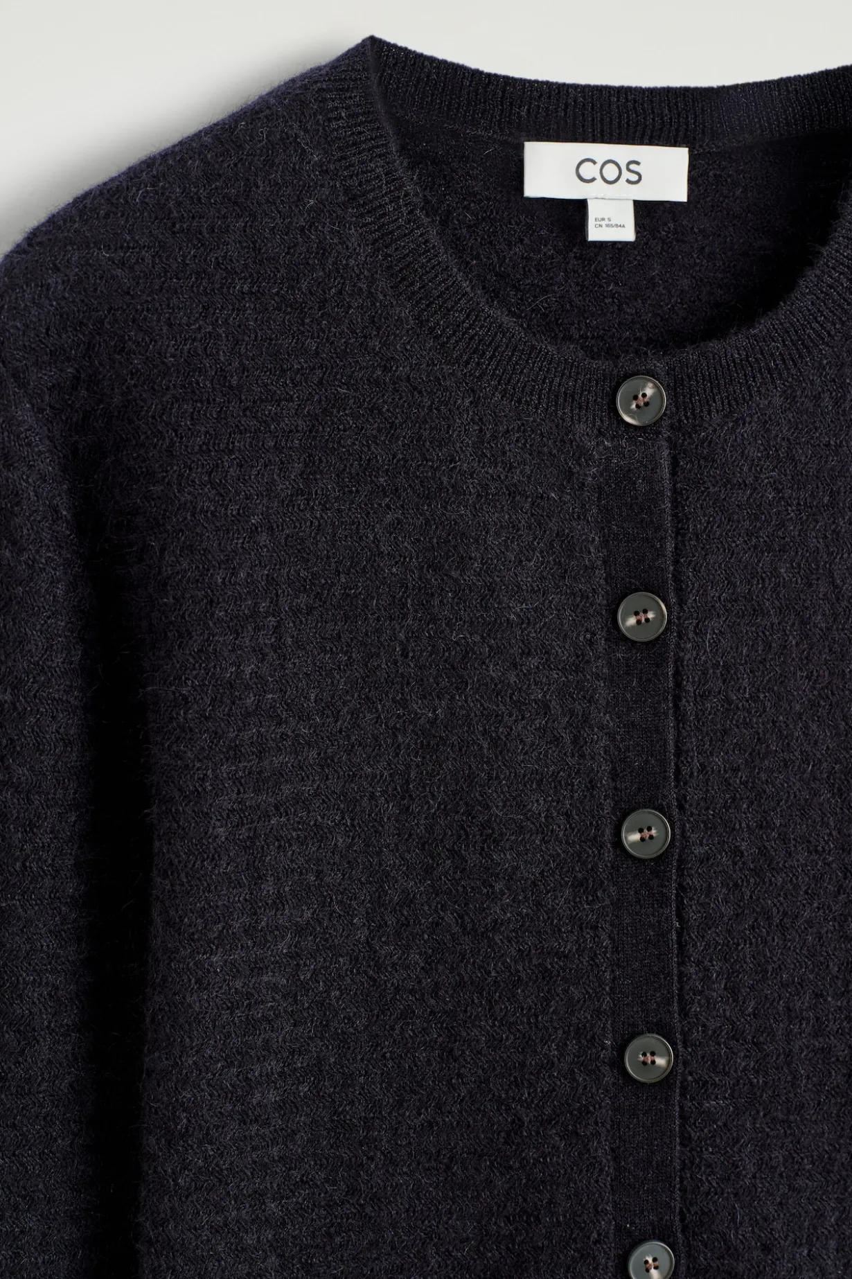STRICKJACKE AUS MOHAIR-MIX MIT ZICKZACK-MUSTER