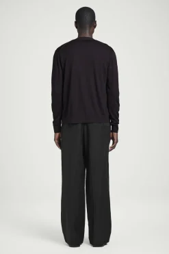 STRICKJACKE AUS SEIDE MIT V-AUSSCHNITT