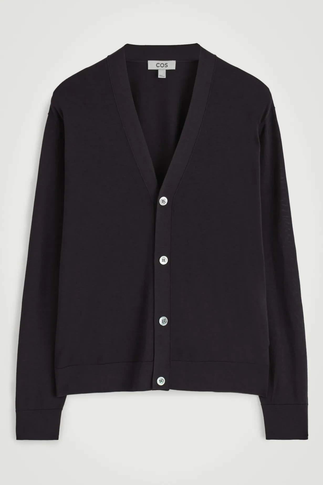 STRICKJACKE AUS SEIDE MIT V-AUSSCHNITT