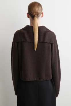STRICKJACKE AUS WOLLE MIT MATROSENKRAGEN