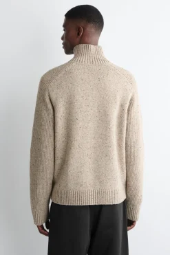 STRICKJACKE AUS WOLLE MIT DONEGAL-EFFEKT