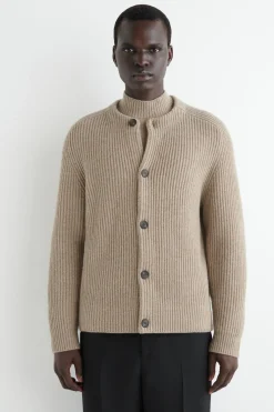 STRICKJACKE AUS WOLLE MIT RUNDHALSAUSSCHNITT