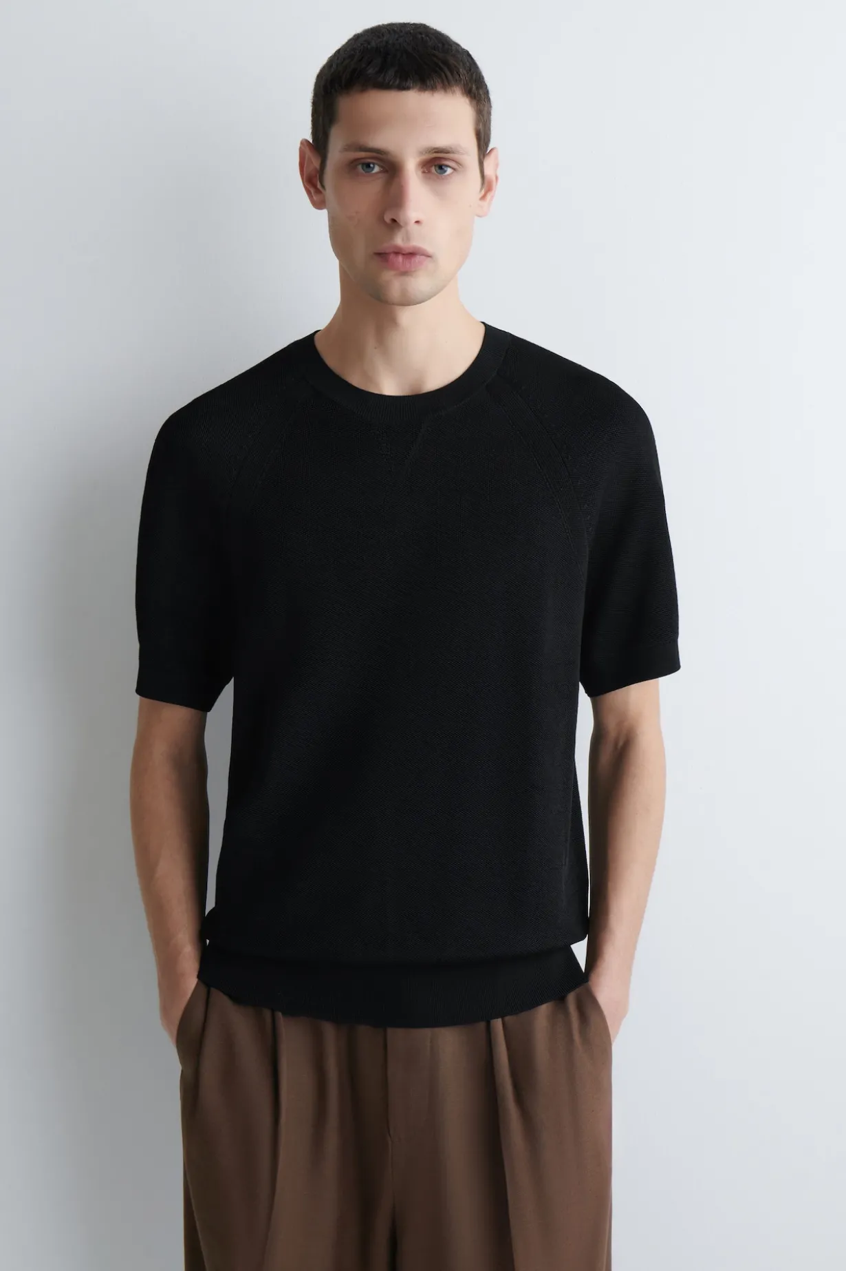STRICK-T-SHIRT AUS DOUBLEFACE-MATERIAL