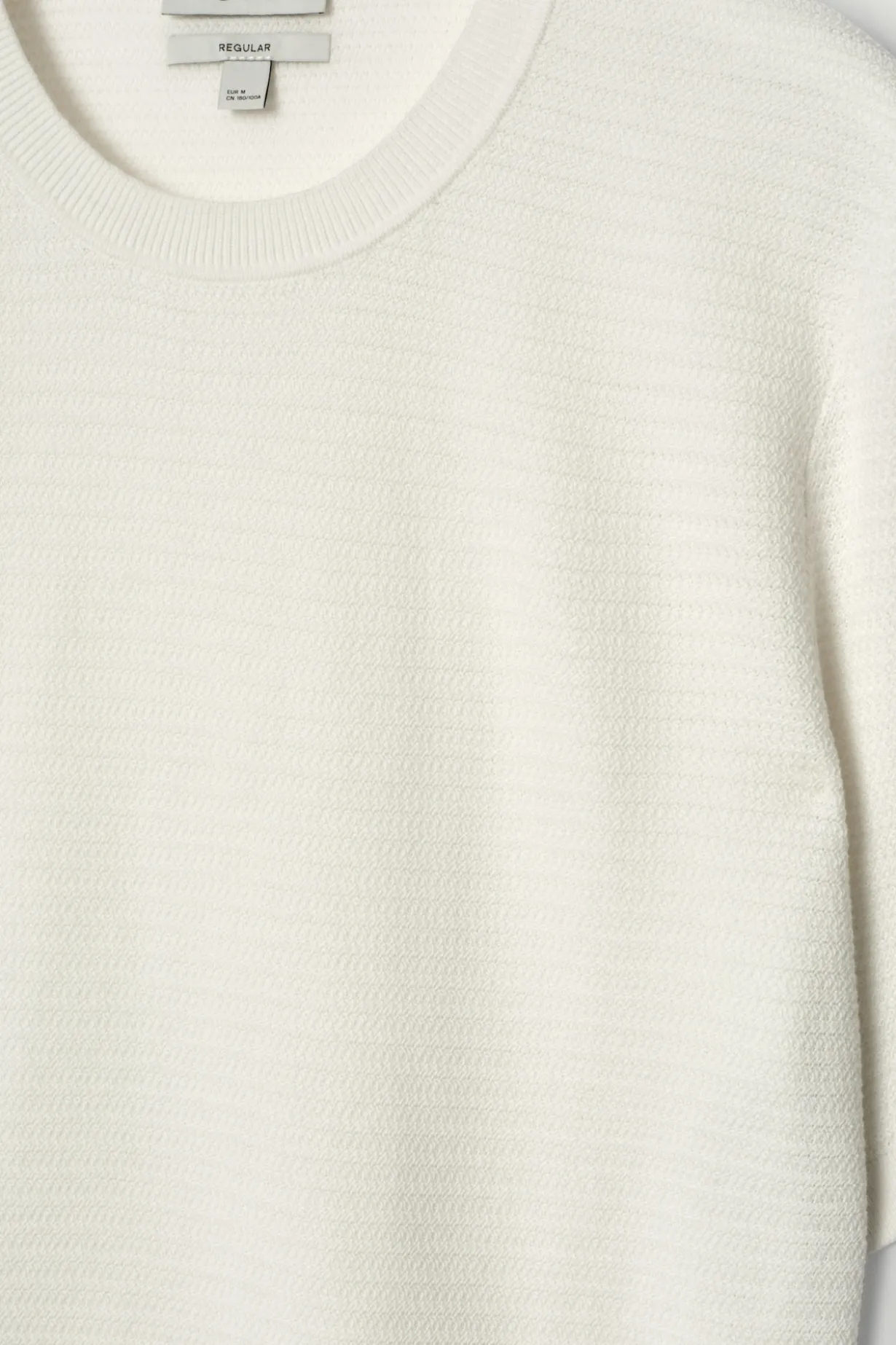 STRUKTURIERTES T-SHIRT AUS BAUMWOLLE