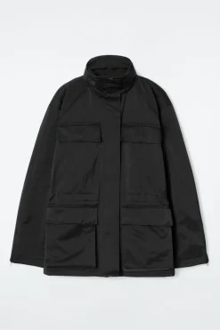 TAILLIERTE UTILITY-JACKE