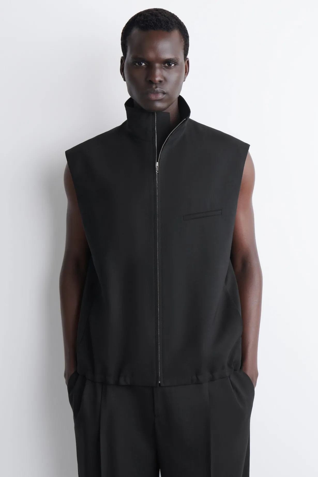 TAILORED FUNNEL-NECK WOOL GILET