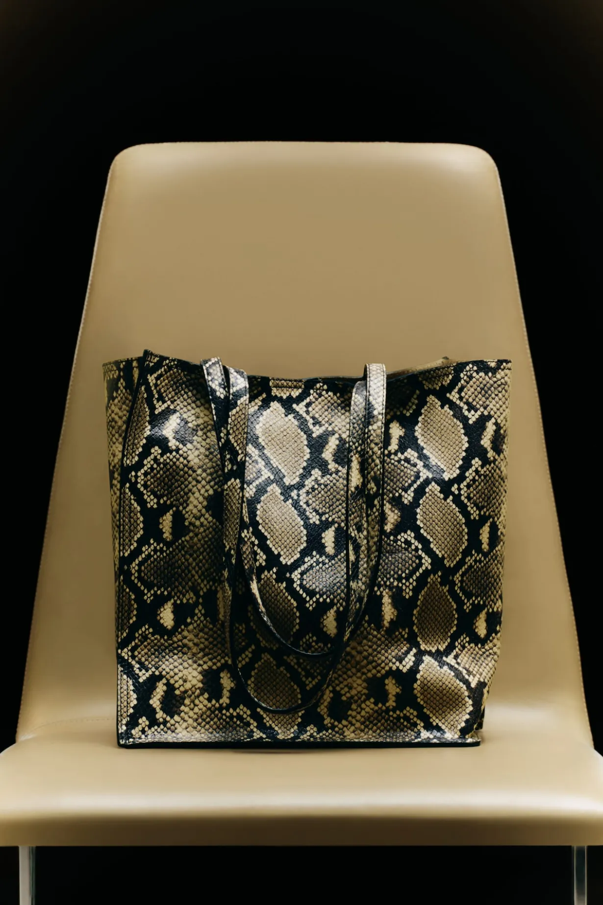 TOWNHOUSE SHOPPER - LEDER
