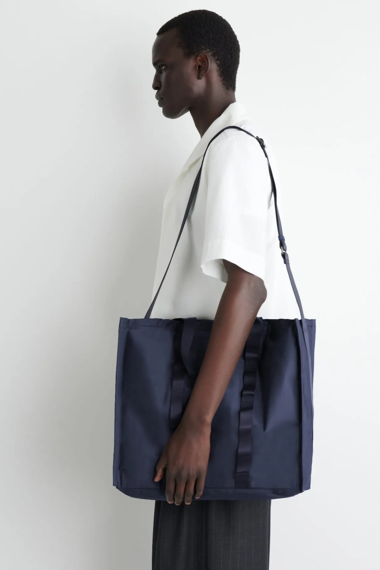 TRANSIT TOTE BAG - NYLON
