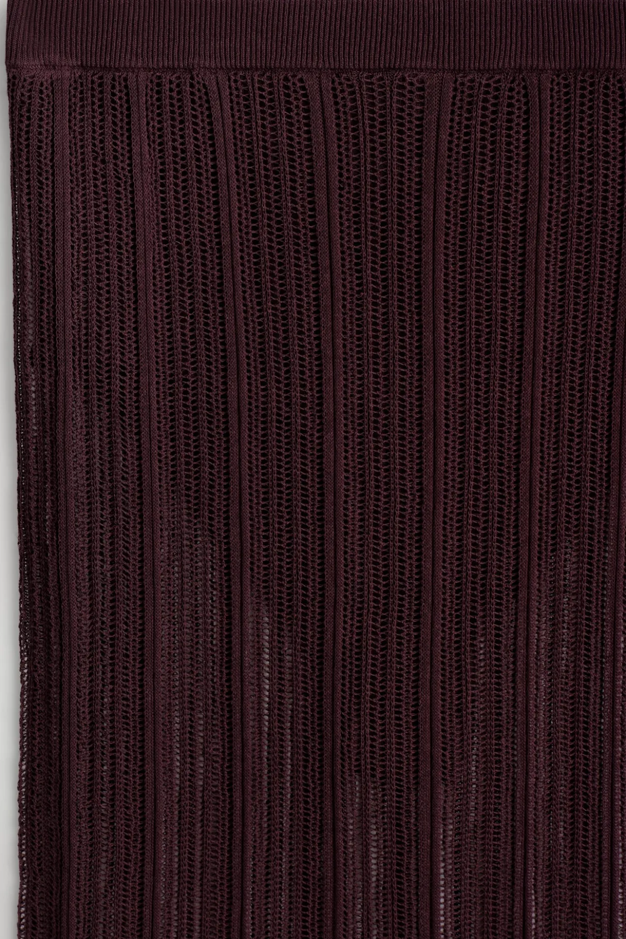 TRANSPARENTER STRICKROCK MIT SPITZENDETAILS